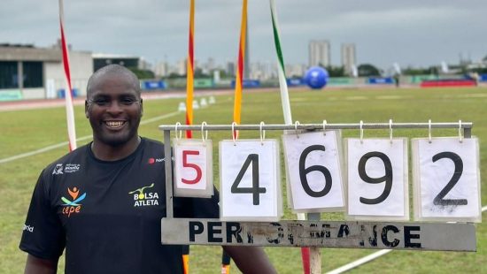 Atleta do CEPE de Joinville estabelece recorde brasileiro de Atletismo