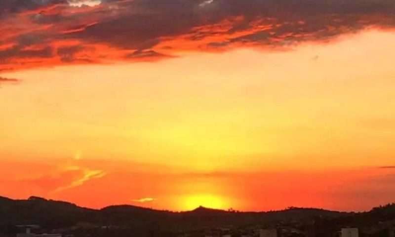 Calor&atilde;o e umidade do ar aumentam as chances de temporais isolados por Santa Catarina no in&iacute;cio de abril – Foto: Reprodu&ccedil;&atilde;o/ND