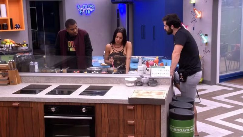 Davi diz que quer ter filho homem para ensinar a “ser macho” – Foto: Globo/Reprodu&ccedil;&atilde;o/BBB