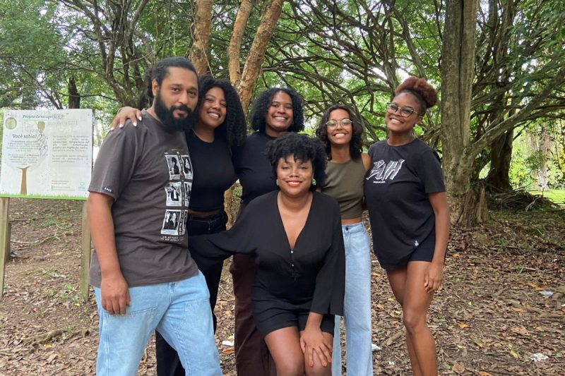 Formandos negros se uniram como forma de resistência na universidade