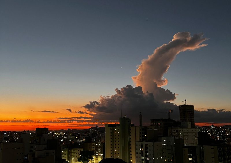 Microexplosão em Santa Catarina após fortes chuvas