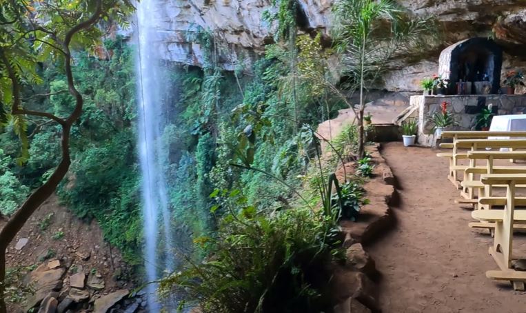 A Gruta mágica é umas das atrações naturais da região de Alfredo Wagner