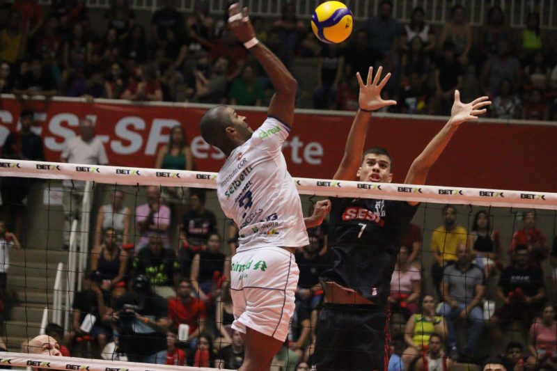 Joinville Vôlei se despede da Superliga