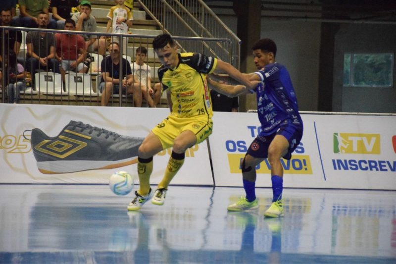 Jaraguá Futsal assume a vice-liderança provisória da Liga Nacional