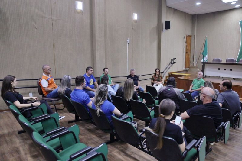 reunião do empreende e emprega