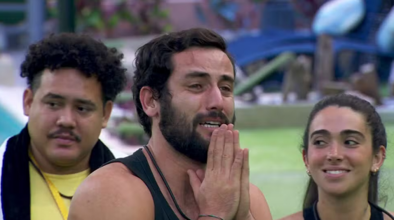 Matteus ganha última prova do anjo 