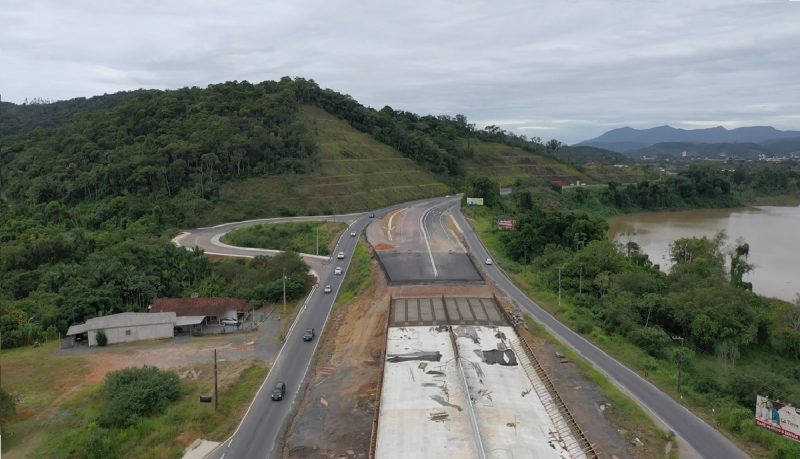 Duplicação na BR-470 no lote 3