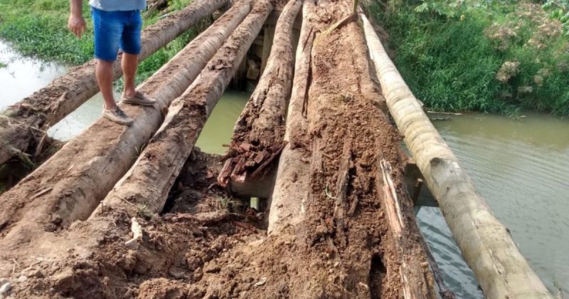 Ponte em má condição entre Laguna e Tubarão