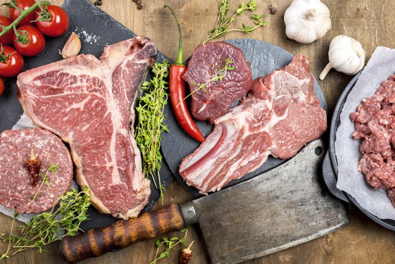 Carne vermelha e carne processada aumenta o risco de diabetes em cerca de 20% de adquirir a doença 