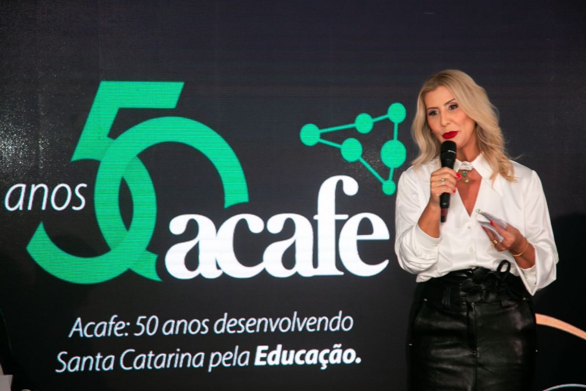 Acafe: excepcional impulso na educação em SC