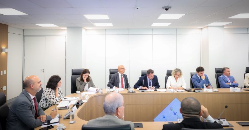 Parte da bancada catarinense em reuni&atilde;o com a ministra da Sa&uacute;de – Foto: Walterson Rosa/MS/ND