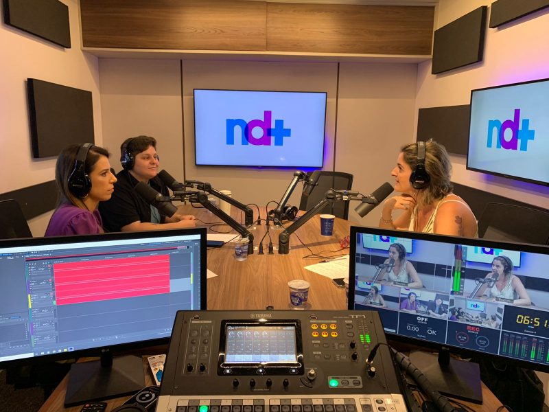 4° episódio do podcast A Coisa + Aleatória debate sobre crianças e adolescentes nos dias atuais