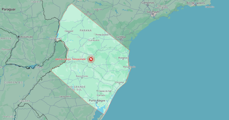 Mapa de Santa Catarina com destaque para áreas com alerta laranja