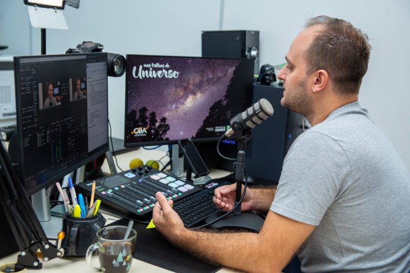 Aulas est&atilde;o dispon&iacute;veis na internet para o acesso dos alunos – Foto: Prefeitura de Chapec&oacute;/Divulga&ccedil;&atilde;o/ND