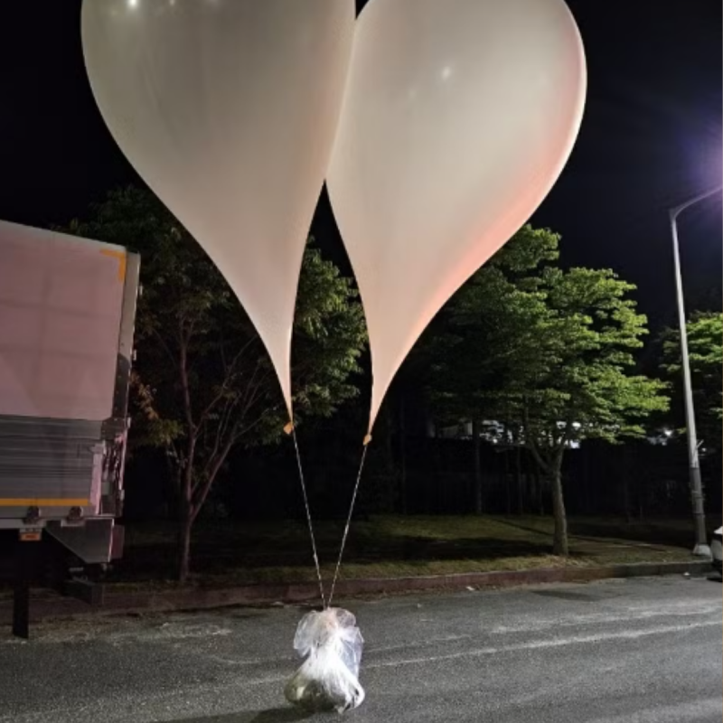 Balões com fezes e lixo enviado pela Coreia do Norte para a Coreia do Sul