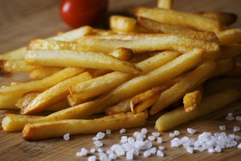 Batatas fritas são as grandes vilãs da saúde da pele &#8211; Foto: Pixabay/Divulgação/ND