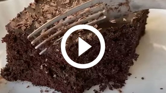 Aprenda a preparar o melhor bolo de chocolate saudável &#8216;do mundo inteiro&#8217;