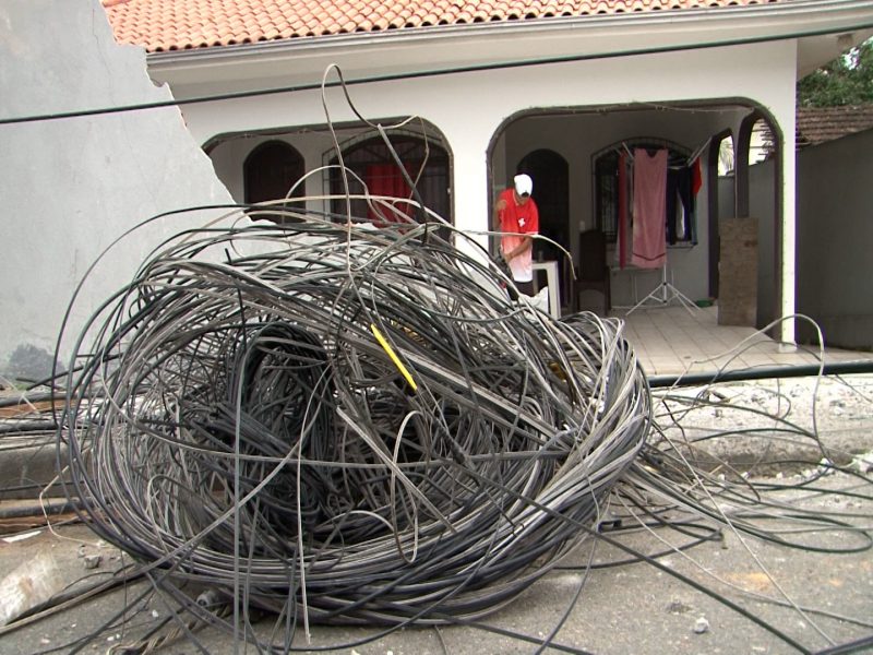 Motorista de caminh&atilde;o que deixou bairro de Joinville no escuro teria tentado fugir – Foto: Bruno Weinrich/NDTV