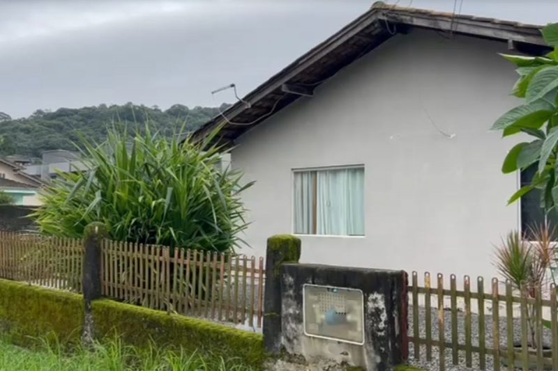 Crime aconteceu nesta resid&ecirc;ncia – Foto: Reprodu&ccedil;&atilde;o/ND