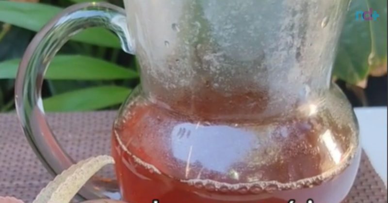 Frame de vídeo de chá elixir da mente e memória recém pronto