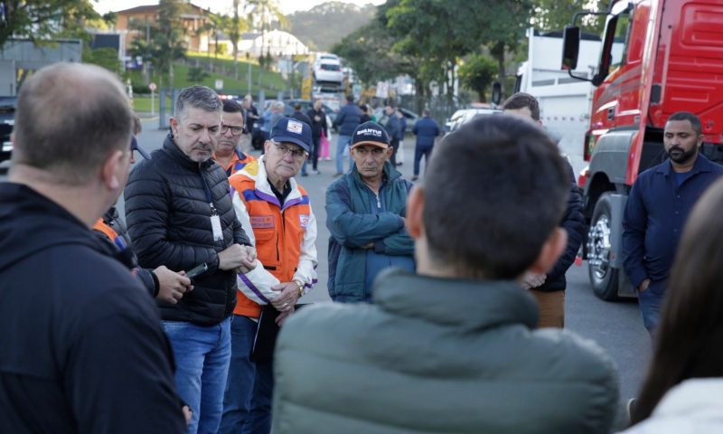 Al&eacute;m dos ve&iacute;culos, servidores p&uacute;blicos e trabalhadores terceirizados fazem parte do comboio de ajuda humanit&aacute;ria – Foto: Divulga&ccedil;&atilde;o/ND