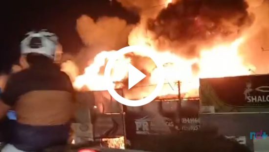 VÍDEO: Incêndio destrói lojas de autopeças em Florianópolis