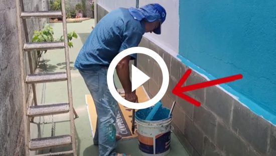 Pintor revolucionário mostra como limpar parede sem sujar o chão