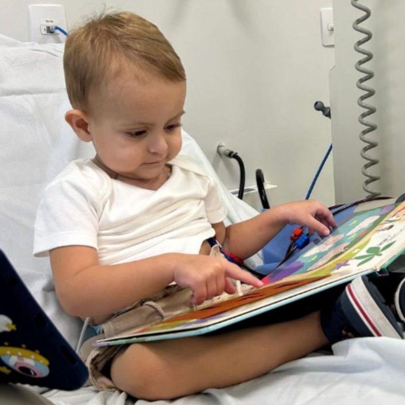 Menino de dois anos &eacute; a primeira crian&ccedil;a a realizar uma hemodi&aacute;lise em Blumenau – Foto: Divulgado na internet/Reprodu&ccedil;&atilde;o/ND