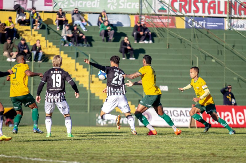 Diante do Ypiranga o futebol do Figueirense foi decepcionante – Foto: Patrick Floriani/FFC/ND