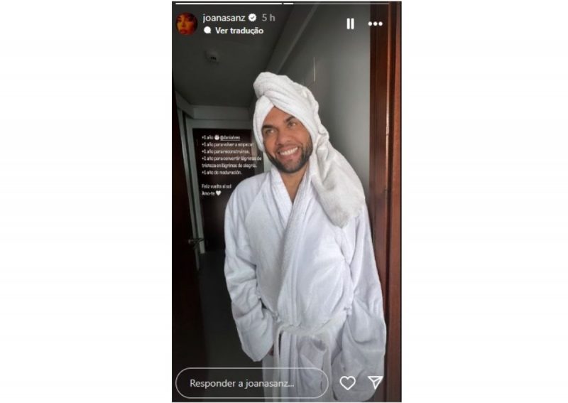 Daniel Alves faz aniversário nesta segunda-feira