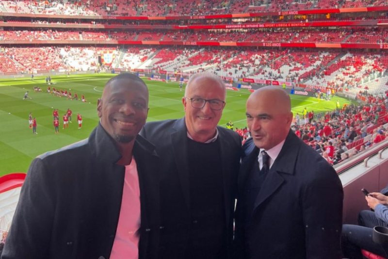 Dorival J&uacute;nior, Juan e o t&eacute;cnico da Sele&ccedil;&atilde;o de Portugal, Roberto Mart&iacute;nez, no est&aacute;dio da Luz, em Lisboa – Foto: Divulga&ccedil;&atilde;o/CBF/ND