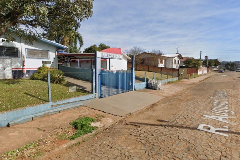 Escola foi evacuada por questões de segurança 