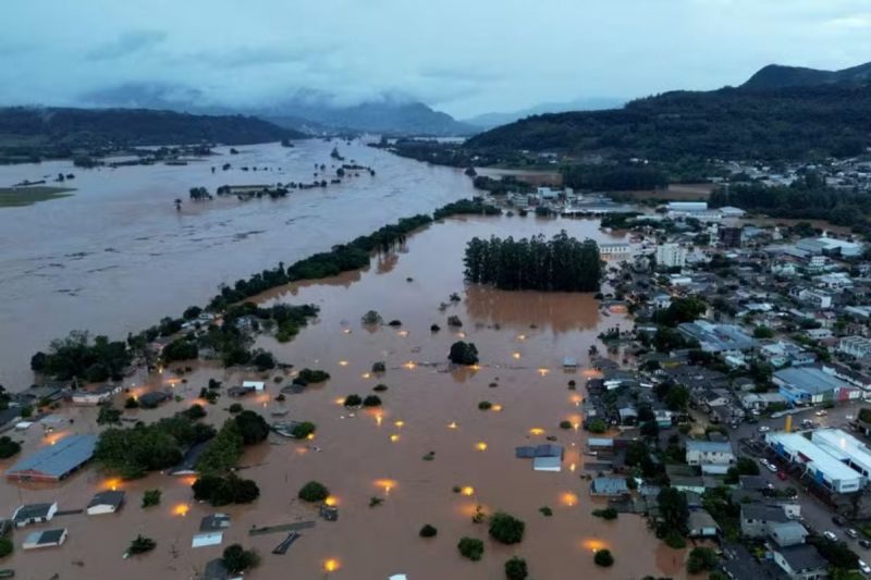 O governo do Rio Grande do Sul declarou estado de calamidade pública devido aos temporais