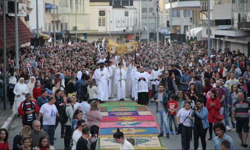 Feriado de Corpus Christi interdita ruas em Joinville 