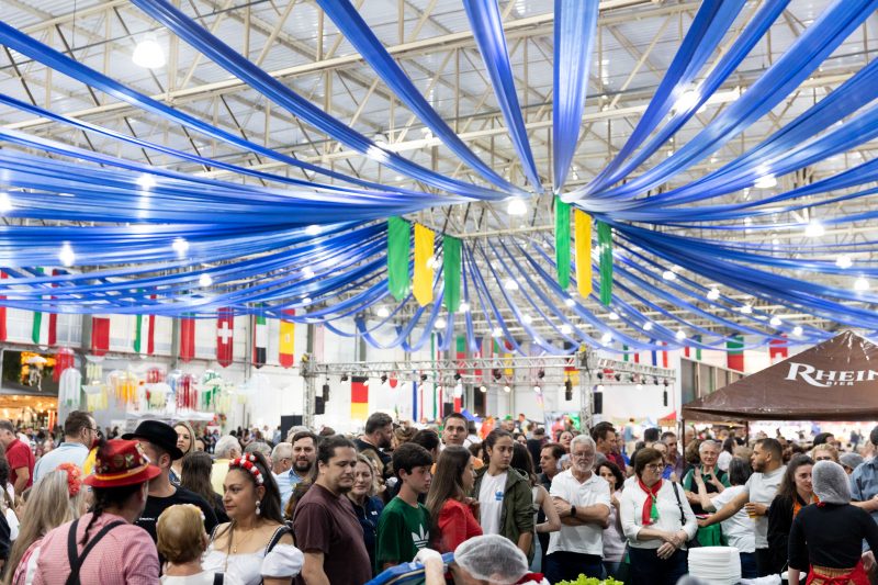 Festa das Tradições reúne gastronomia e música típica em Joinville