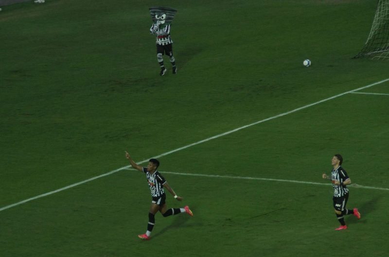 Alisson fez o primeiro gol do Figueira – Foto: Jorge Jr./ND