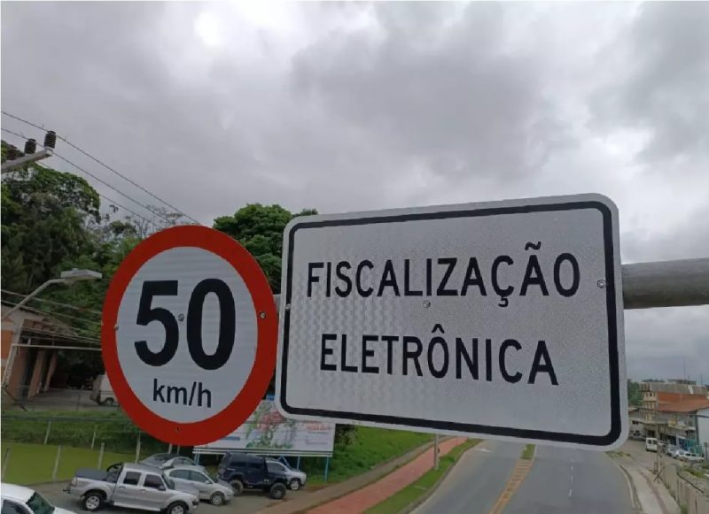 Levantamento apontou o Top 5 de ruas de Blumenau com maior número de multas aplicadas por excesso de velocidade 