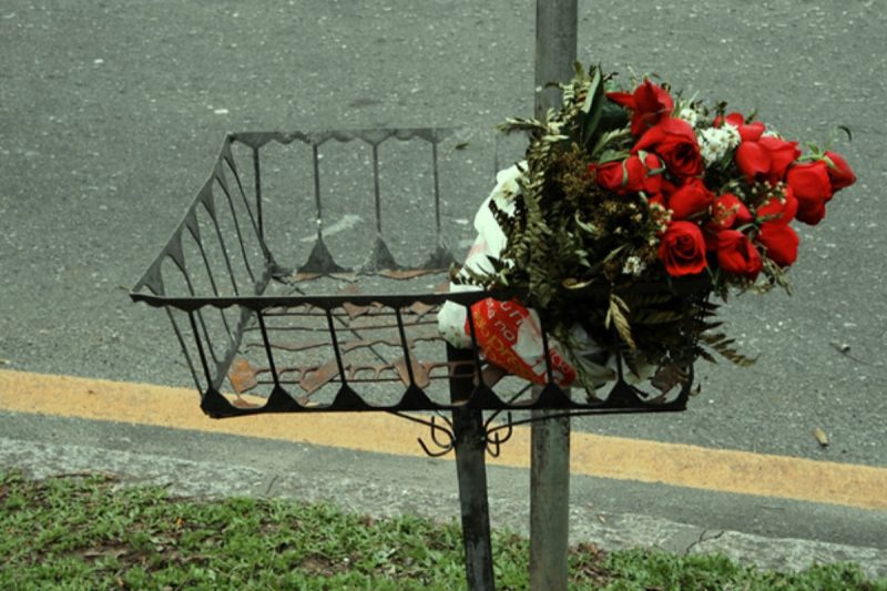 Crimes na véspera do Dia das Mães.