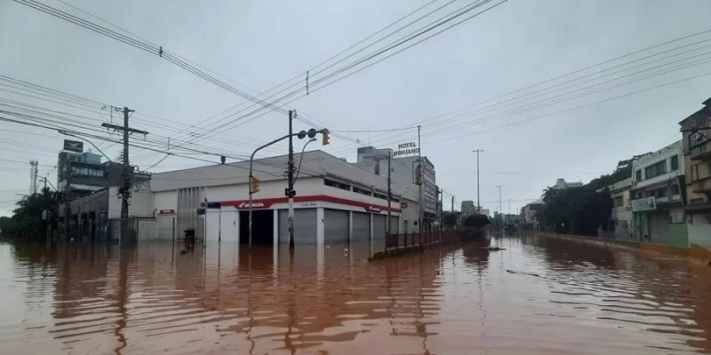 A Defesa Civil atualizou, no s&aacute;bado (4), os dados da cat&aacute;strofe clim&aacute;tica no Rio Grande do Sul ultrapassa 300 mil atingidos e registra 56 mortes – Foto: Jonathas Costa/Correio do Povo/ND