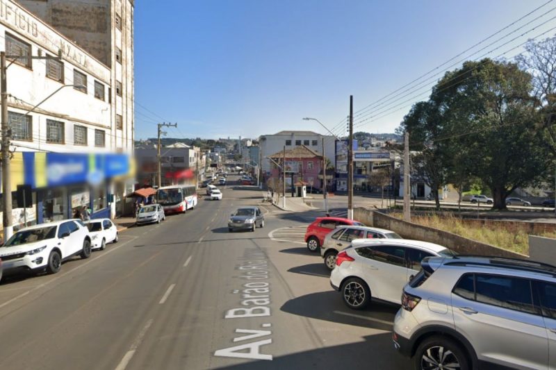 furto aconteceu em uma loja no centro de caçador; na imagem aparece a avenida barão do rio branco onde aconteceu o crime 