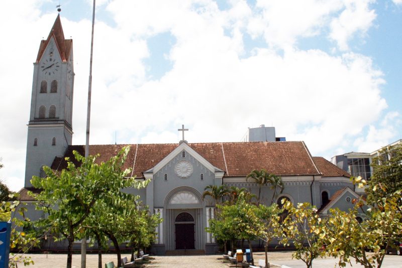 Sinos de igrejas em Joinville vão tocar 200 vezes