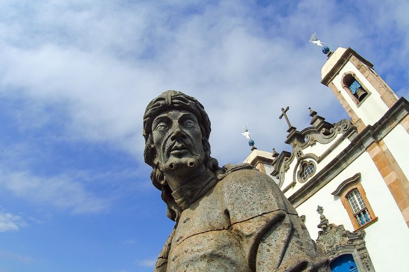 Uma das obras do conjunto de esculturas "Doze profetas" do artista Aleijadinho