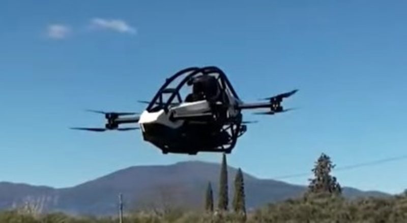 Voo do carro Jetson One está sendo testado em voos não tripulados em um espaço controlado