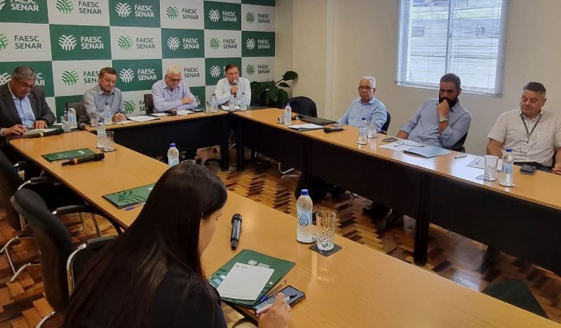 Objetivo foi atualizar sobre o cen&aacute;rio atual da Alian&ccedil;a L&aacute;ctea Sul-Brasileira (ALSB), relatar as a&ccedil;&otilde;es de cada estado. – Foto: Silvania Cuochinski/MB Comunica&ccedil;&atilde;o/ND