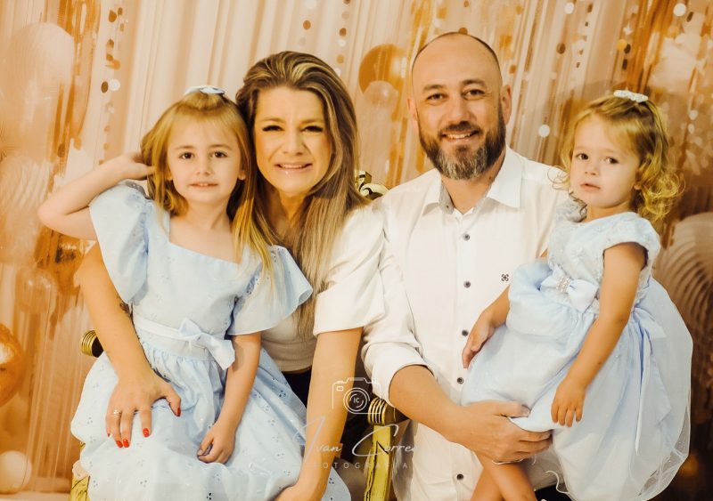 Moradora de Gaspar, Ana Maraisa Gesser Schmitz, de 34 anos, se tornou mãe de duas meninas por meio do tratamento