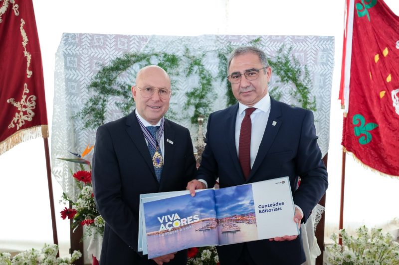 Marcello Petrelli ao lado de Jos&eacute; Manuel Cabral Dias Bolieiro, presidente do Governo Regional dos A&ccedil;ores – Foto: DIVULGA&Ccedil;&Atilde;O/ND