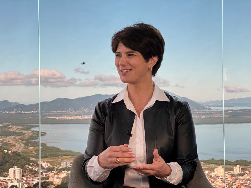 Mariana Godoy na sede do Grupo ND