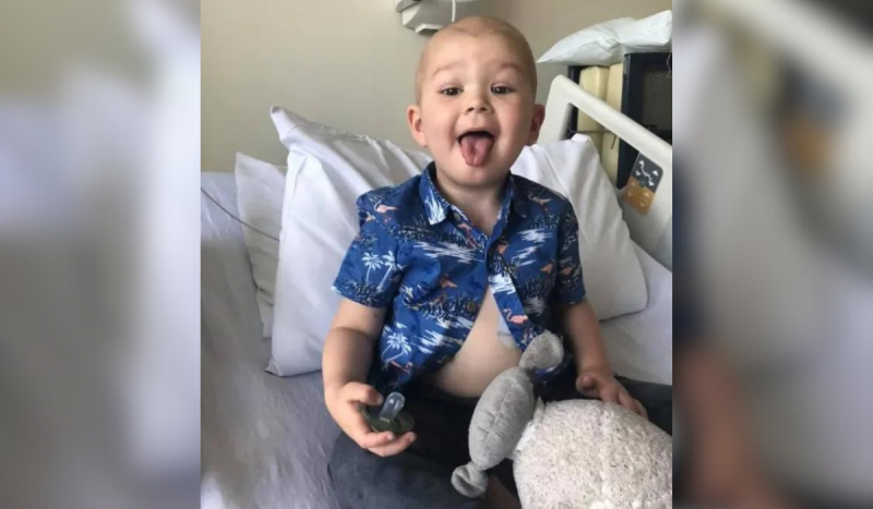 Menino de 2 anos morre após 'ronco' esconder câncer