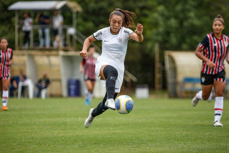 Nati Pereira atuando pelo Corinthians