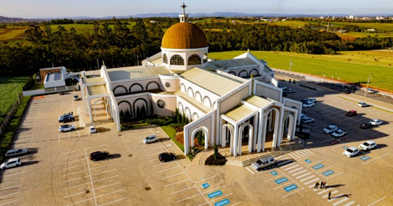 Santuário Sagrado Coração Misericordioso de Jesus, em Içara, elevado à Basílica Menor